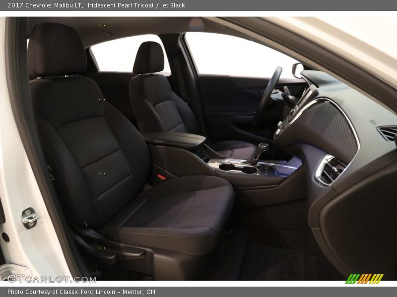 Iridescent Pearl Tricoat / Jet Black 2017 Chevrolet Malibu LT