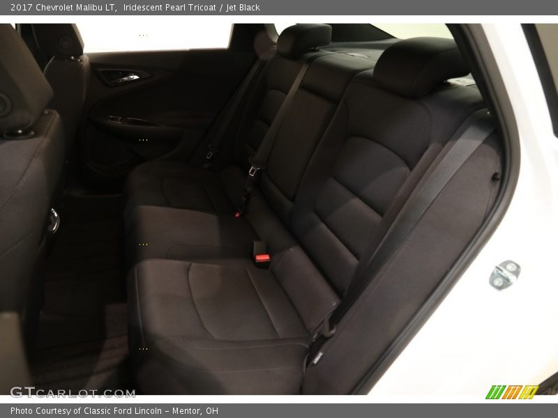 Iridescent Pearl Tricoat / Jet Black 2017 Chevrolet Malibu LT