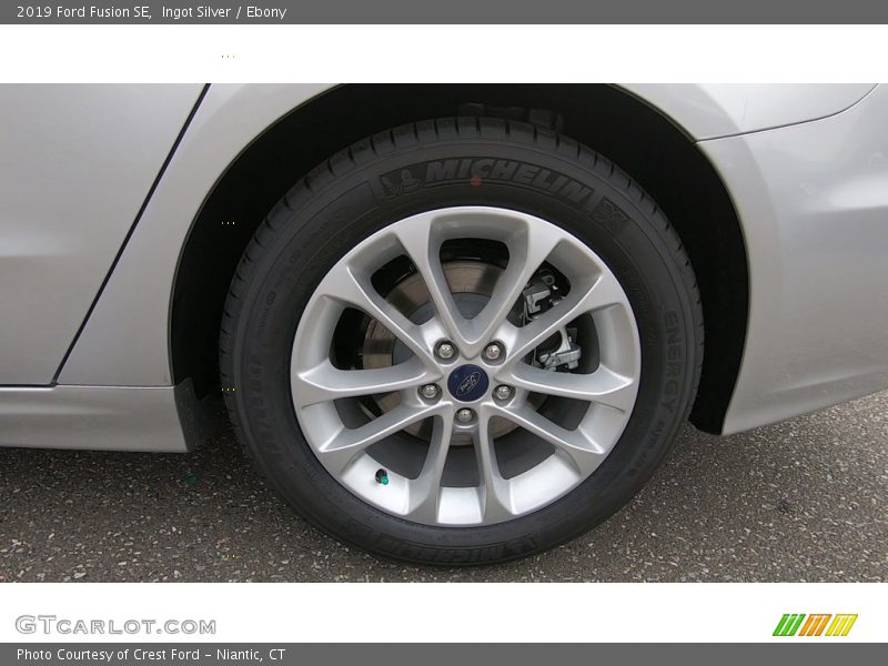 Ingot Silver / Ebony 2019 Ford Fusion SE