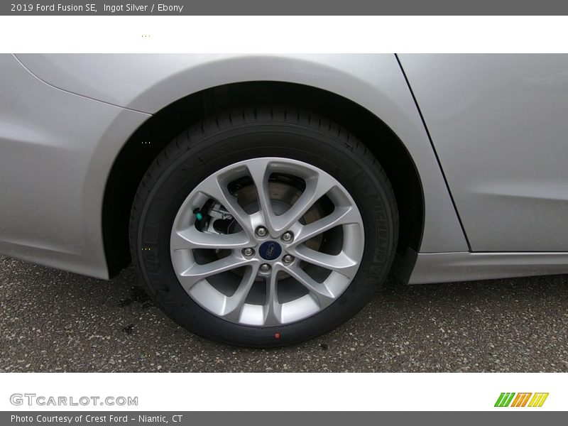 Ingot Silver / Ebony 2019 Ford Fusion SE