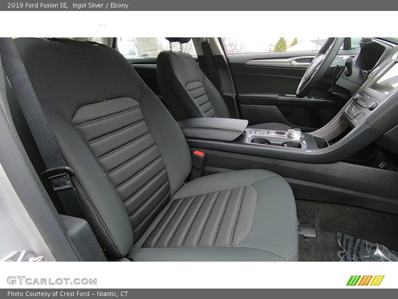 Ingot Silver / Ebony 2019 Ford Fusion SE
