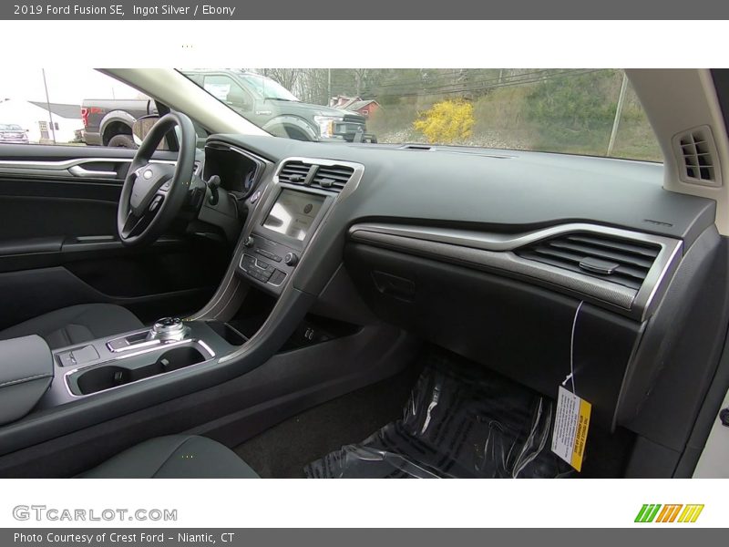 Ingot Silver / Ebony 2019 Ford Fusion SE