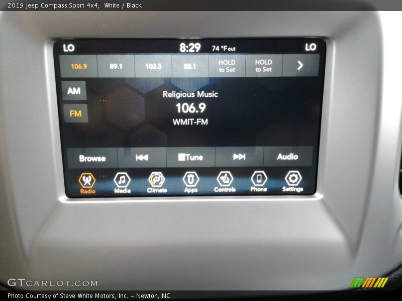 White / Black 2019 Jeep Compass Sport 4x4