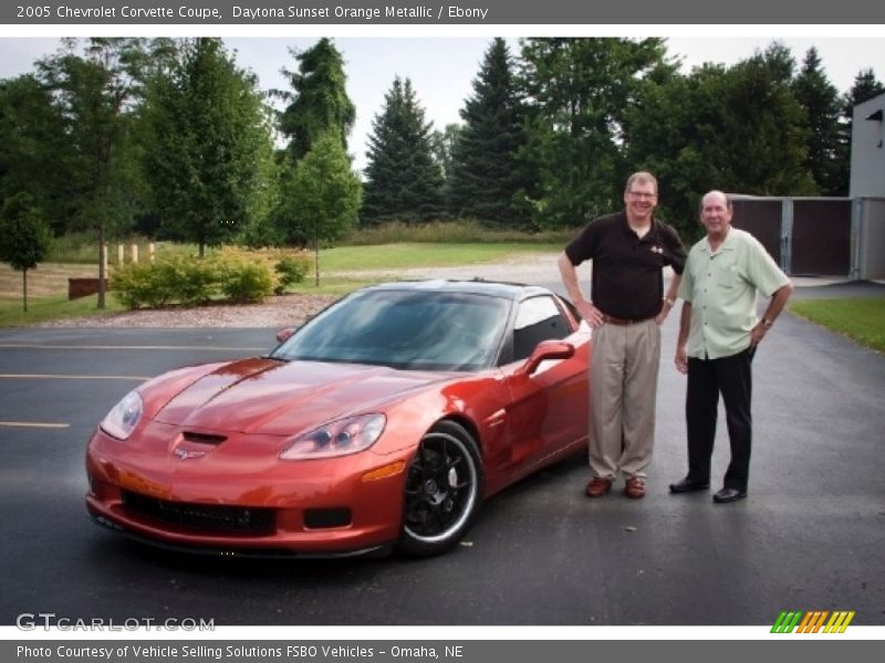 Daytona Sunset Orange Metallic / Ebony 2005 Chevrolet Corvette Coupe