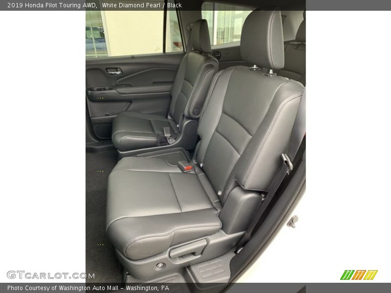 White Diamond Pearl / Black 2019 Honda Pilot Touring AWD
