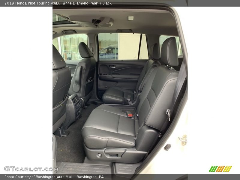 White Diamond Pearl / Black 2019 Honda Pilot Touring AWD