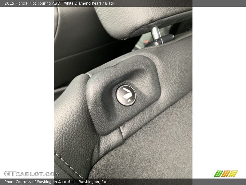 White Diamond Pearl / Black 2019 Honda Pilot Touring AWD