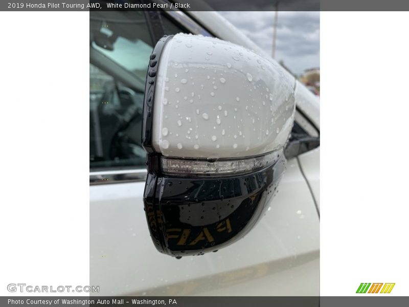 White Diamond Pearl / Black 2019 Honda Pilot Touring AWD