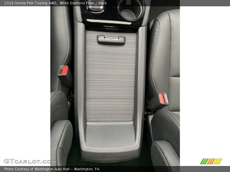 White Diamond Pearl / Black 2019 Honda Pilot Touring AWD