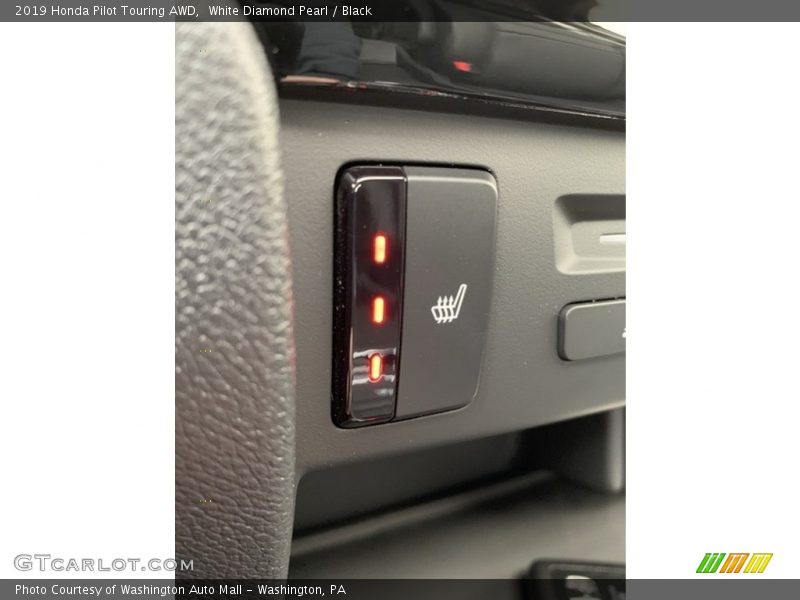 White Diamond Pearl / Black 2019 Honda Pilot Touring AWD
