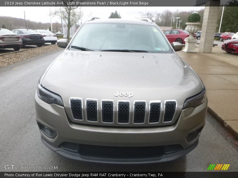 Light Brownstone Pearl / Black/Light Frost Beige 2019 Jeep Cherokee Latitude 4x4
