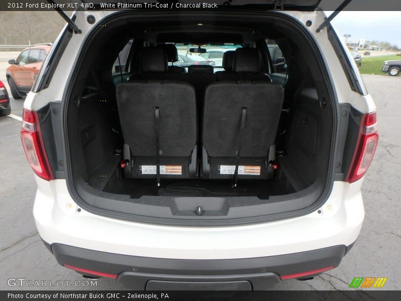 White Platinum Tri-Coat / Charcoal Black 2012 Ford Explorer XLT 4WD
