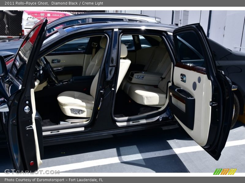 Diamond Black / Creme Light 2011 Rolls-Royce Ghost