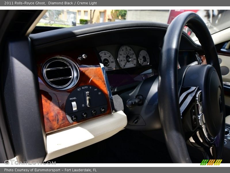 Diamond Black / Creme Light 2011 Rolls-Royce Ghost