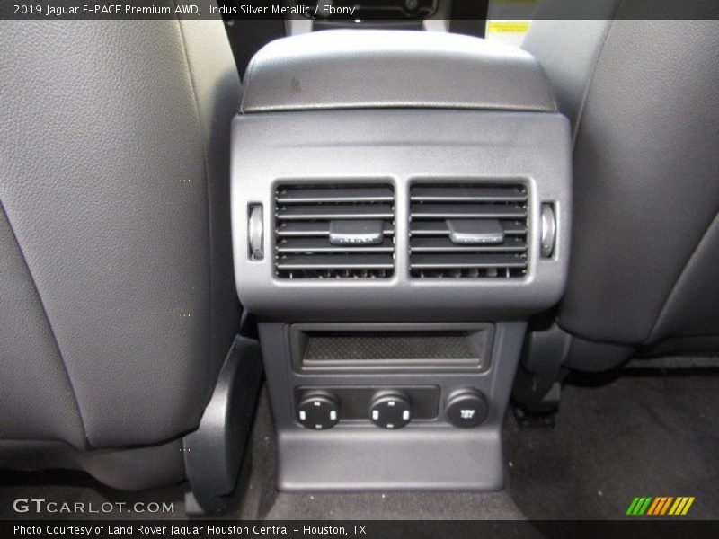 Indus Silver Metallic / Ebony 2019 Jaguar F-PACE Premium AWD