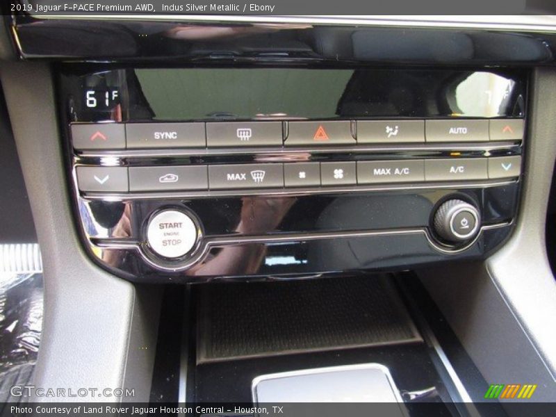 Indus Silver Metallic / Ebony 2019 Jaguar F-PACE Premium AWD