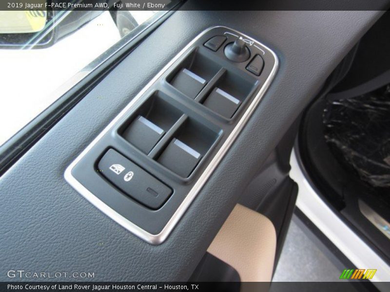 Fuji White / Ebony 2019 Jaguar F-PACE Premium AWD
