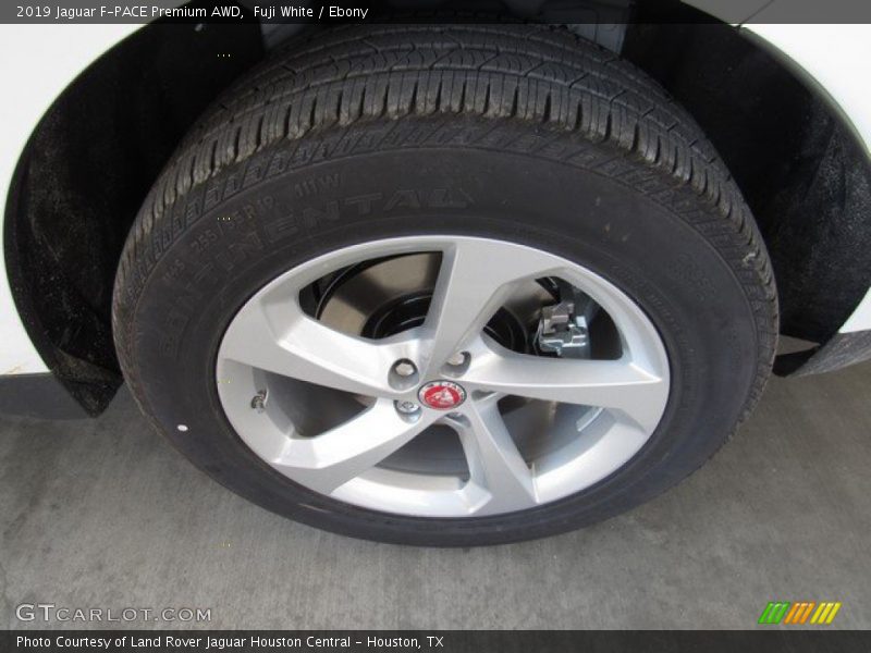 Fuji White / Ebony 2019 Jaguar F-PACE Premium AWD