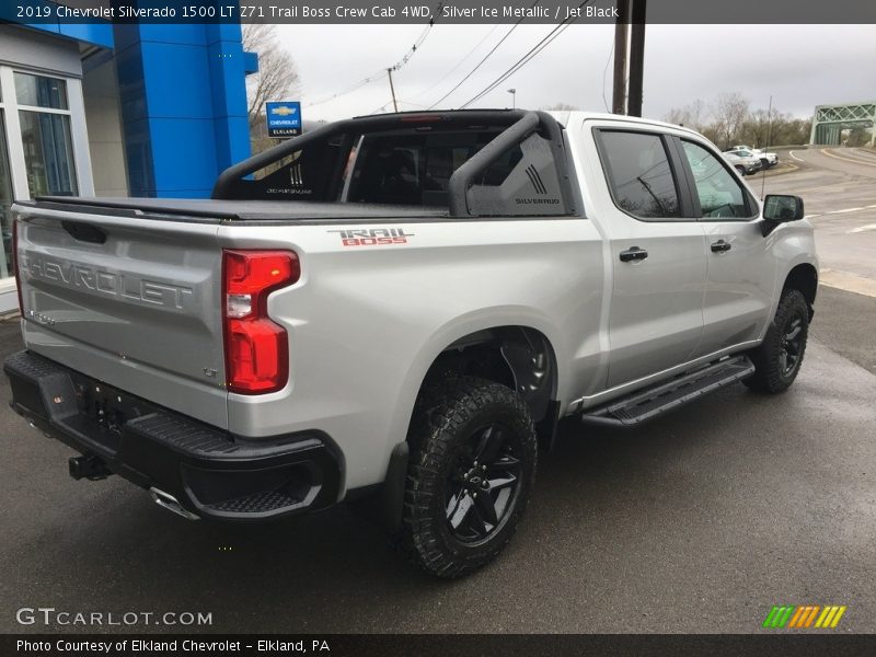 Silver Ice Metallic / Jet Black 2019 Chevrolet Silverado 1500 LT Z71 Trail Boss Crew Cab 4WD