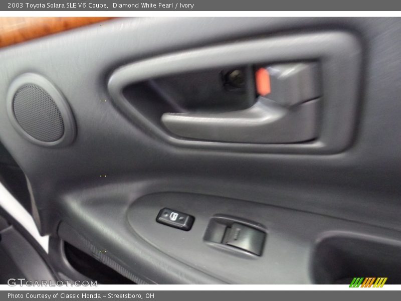 Diamond White Pearl / Ivory 2003 Toyota Solara SLE V6 Coupe