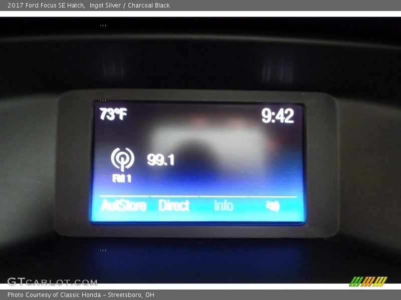 Ingot Silver / Charcoal Black 2017 Ford Focus SE Hatch