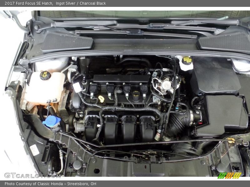 Ingot Silver / Charcoal Black 2017 Ford Focus SE Hatch