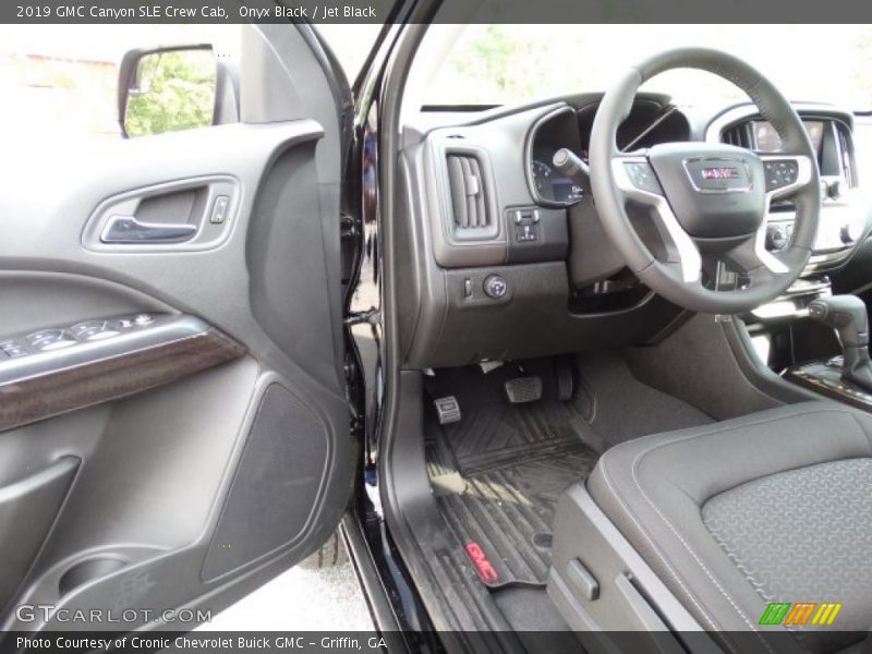 Onyx Black / Jet Black 2019 GMC Canyon SLE Crew Cab