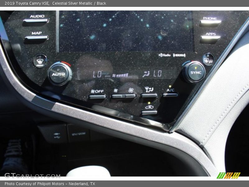 Celestial Silver Metallic / Black 2019 Toyota Camry XSE