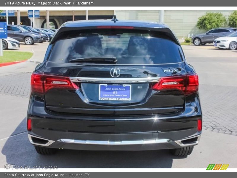 Majestic Black Pearl / Parchment 2019 Acura MDX