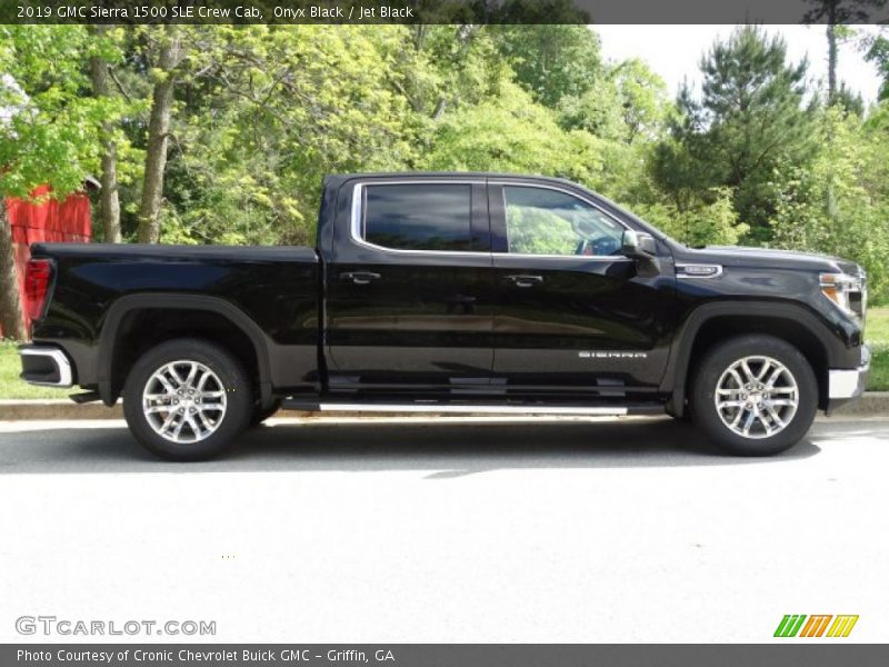  2019 Sierra 1500 SLE Crew Cab Onyx Black