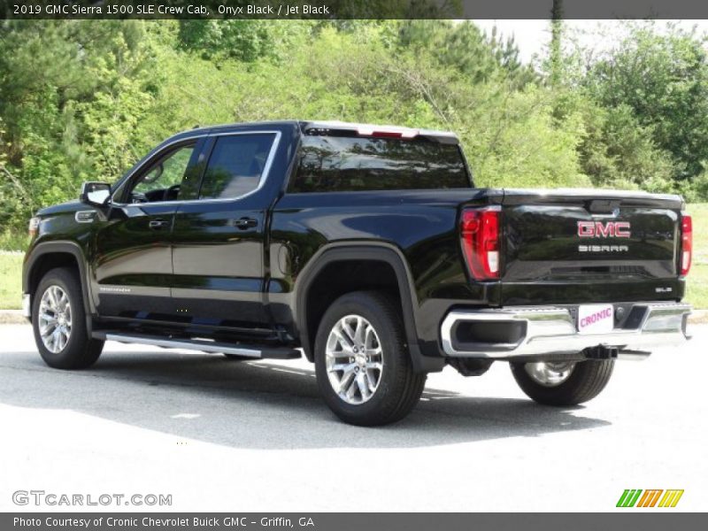Onyx Black / Jet Black 2019 GMC Sierra 1500 SLE Crew Cab