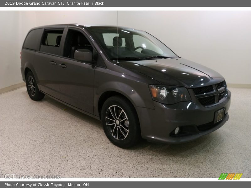 Granite Pearl / Black 2019 Dodge Grand Caravan GT