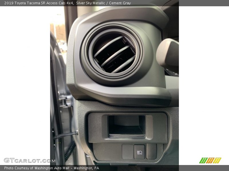 Silver Sky Metallic / Cement Gray 2019 Toyota Tacoma SR Access Cab 4x4
