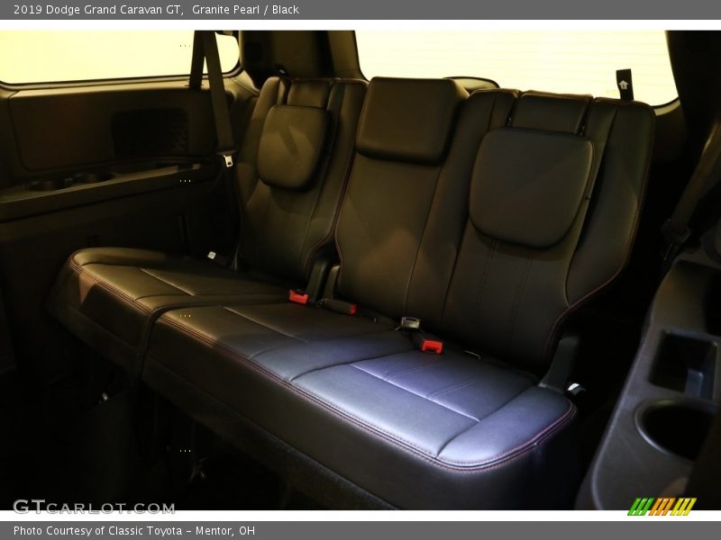 Granite Pearl / Black 2019 Dodge Grand Caravan GT