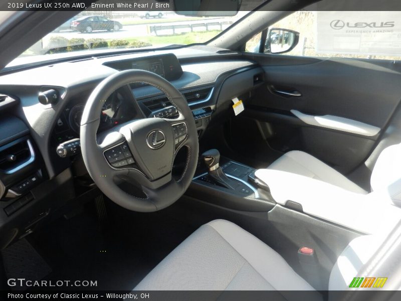 Eminent White Pearl / Birch 2019 Lexus UX 250h AWD