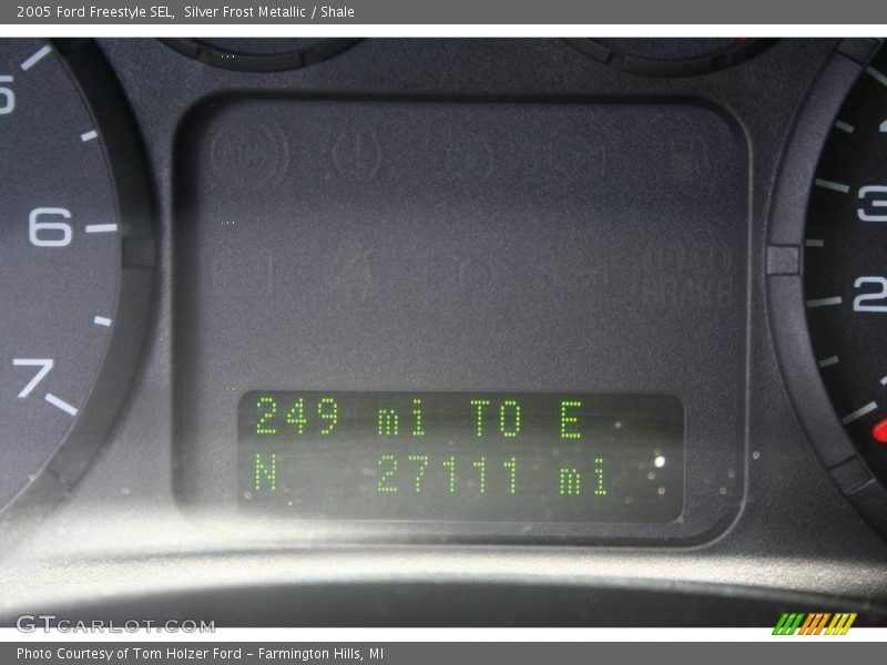 Silver Frost Metallic / Shale 2005 Ford Freestyle SEL