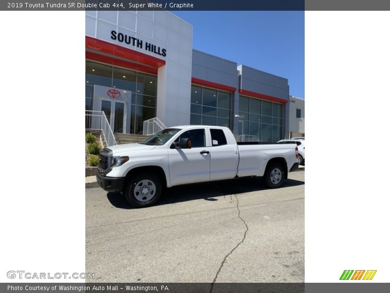 Super White / Graphite 2019 Toyota Tundra SR Double Cab 4x4