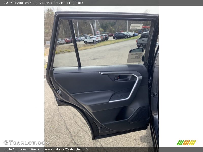 Magnetic Gray Metallic / Black 2019 Toyota RAV4 LE