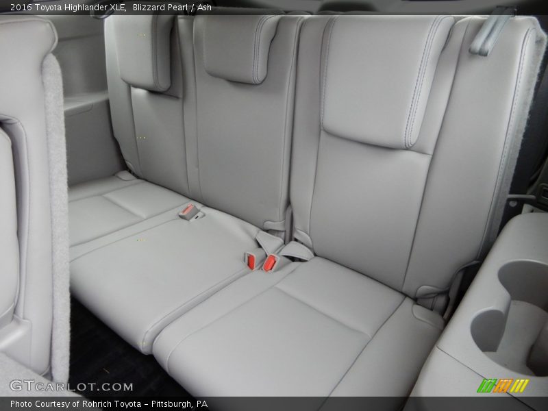 Blizzard Pearl / Ash 2016 Toyota Highlander XLE