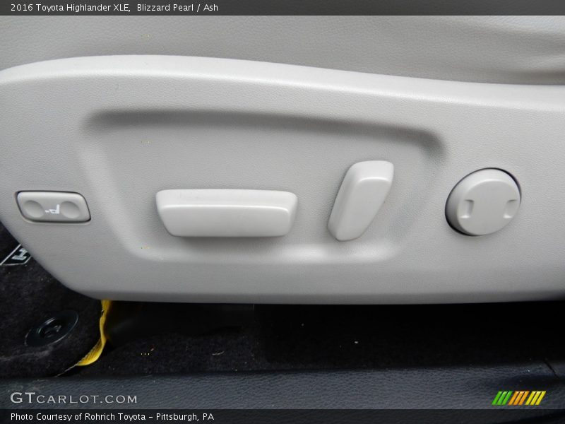 Blizzard Pearl / Ash 2016 Toyota Highlander XLE