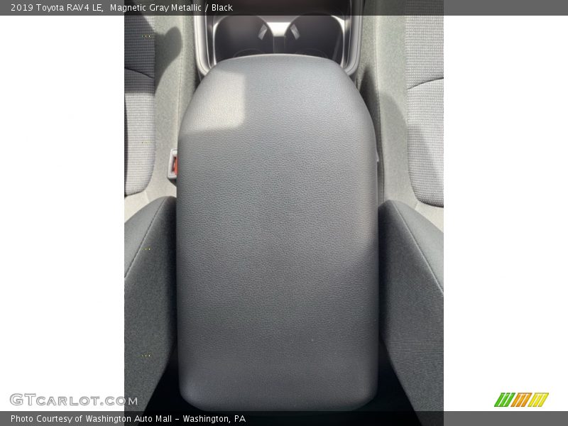 Magnetic Gray Metallic / Black 2019 Toyota RAV4 LE