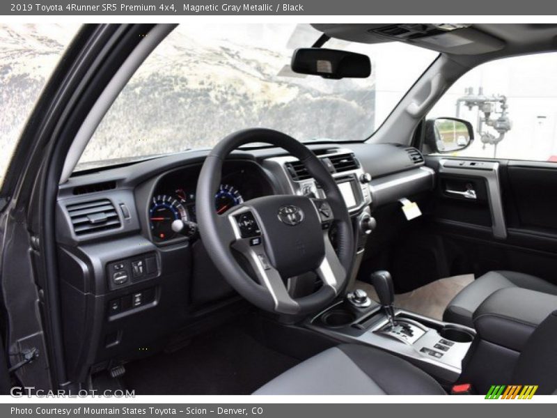 Magnetic Gray Metallic / Black 2019 Toyota 4Runner SR5 Premium 4x4