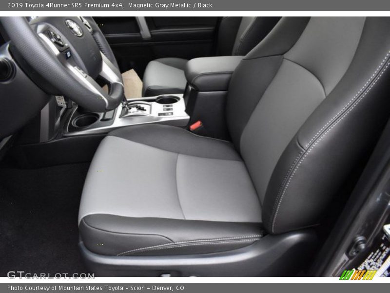 Magnetic Gray Metallic / Black 2019 Toyota 4Runner SR5 Premium 4x4