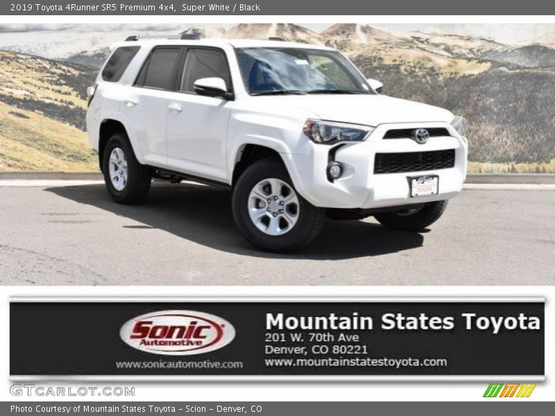 Super White / Black 2019 Toyota 4Runner SR5 Premium 4x4