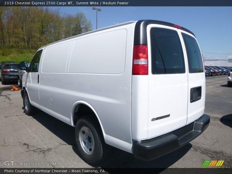 Summit White / Medium Pewter 2019 Chevrolet Express 2500 Cargo WT