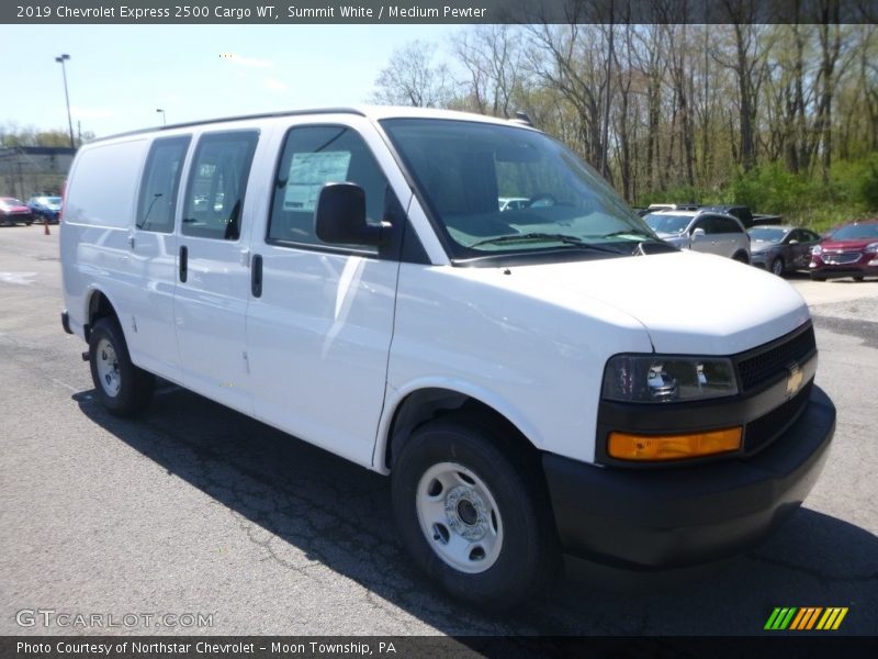 Summit White / Medium Pewter 2019 Chevrolet Express 2500 Cargo WT