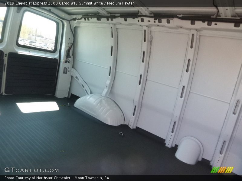 Summit White / Medium Pewter 2019 Chevrolet Express 2500 Cargo WT