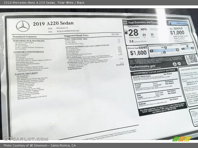 Polar White / Black 2019 Mercedes-Benz A 220 Sedan