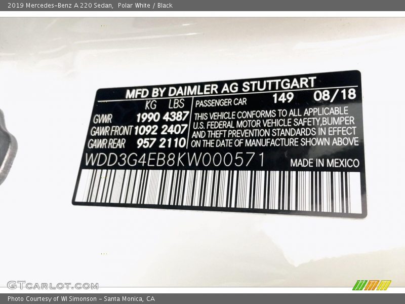 Polar White / Black 2019 Mercedes-Benz A 220 Sedan