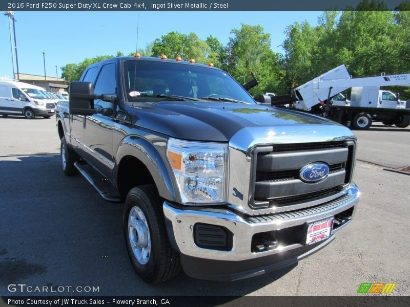 Ingot Silver Metallic / Steel 2016 Ford F250 Super Duty XL Crew Cab 4x4
